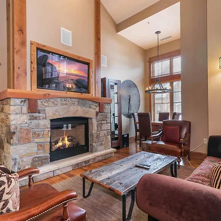 Catamount Lodge 408 By East West Hospitality